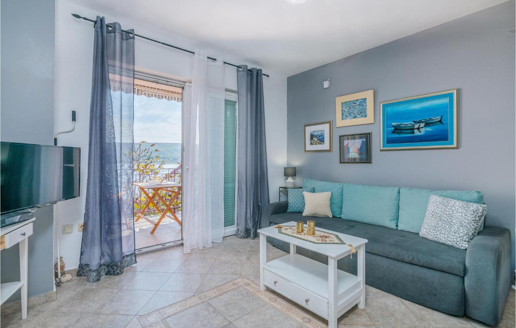 Gorgeous Apartment In Cizici With House Sea View Exterior foto